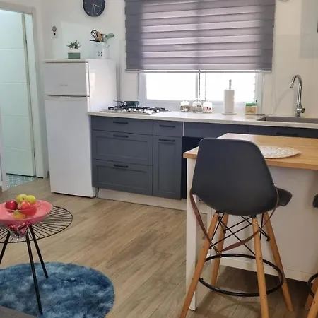 Stylish Quiet And Central Rehovot Exterior photo