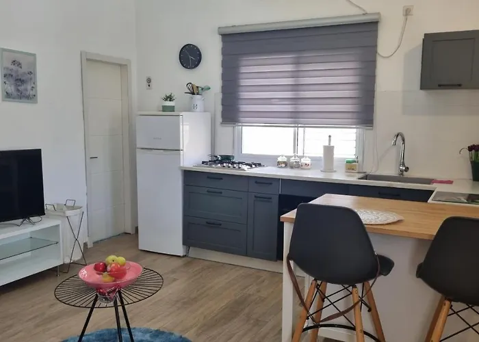 Stylish Quiet And Central