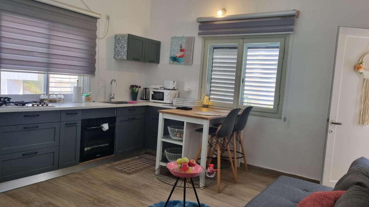 Stylish Quiet And Apartment Rehovot